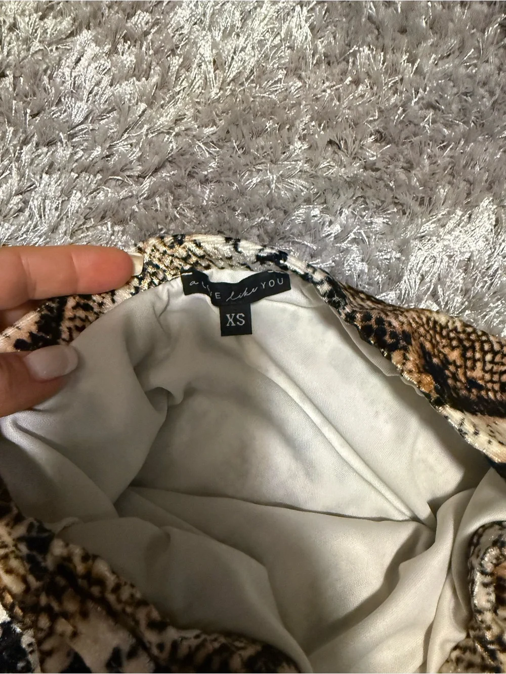 Reptile Habitat Decorative Hide Mat in Brown Snake Pattern